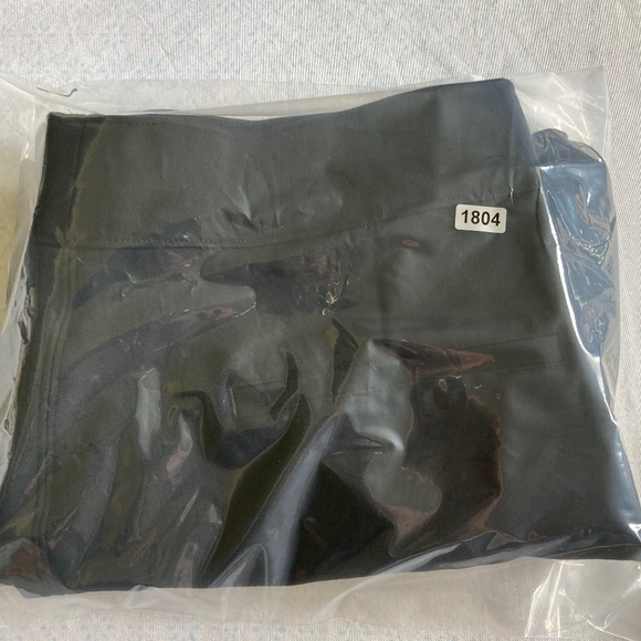 Spanx women’s trouser style pants - Picture 9 of 9